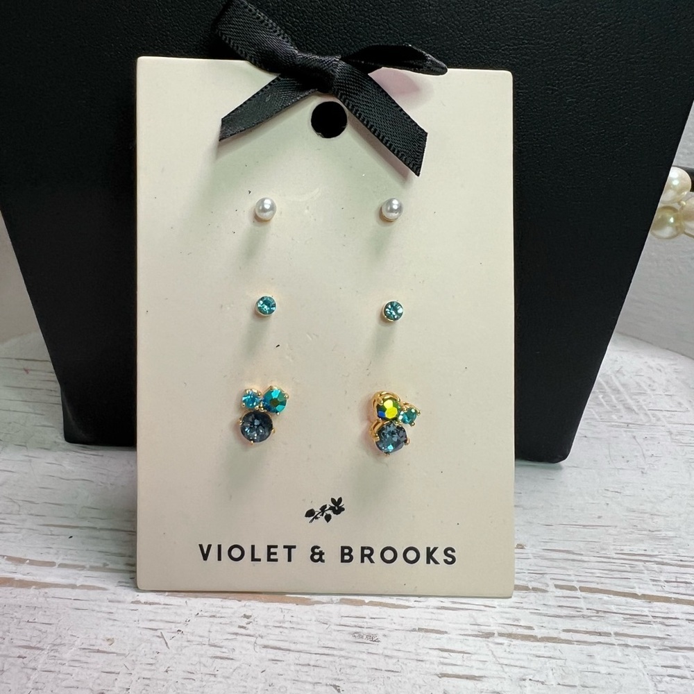 Violet & Brooks Gold Tone Glass Faux Pearl Trio Set of Earrings D15